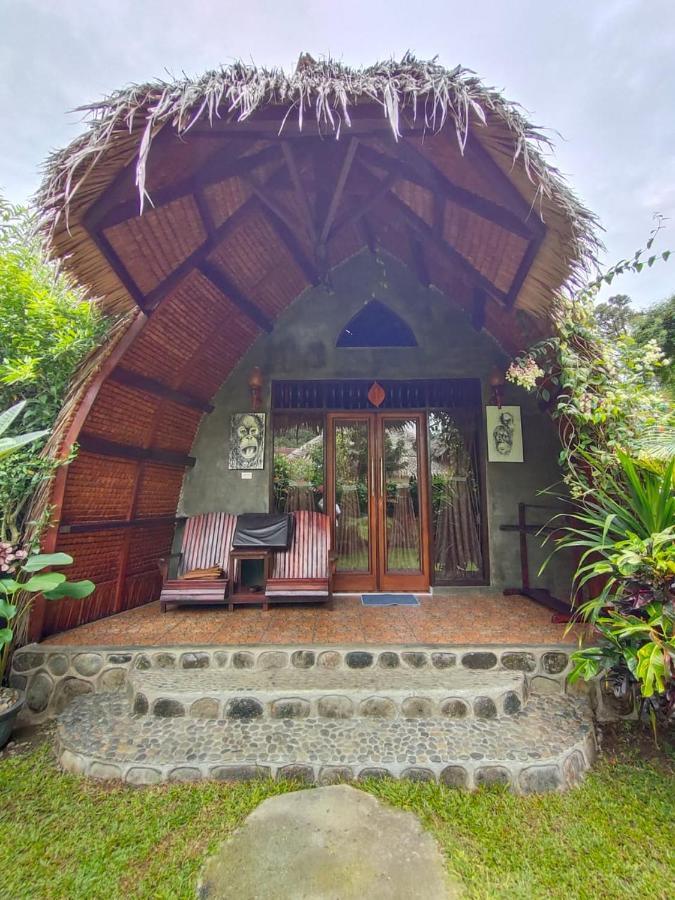 Green Travelodge Bukit Lawang Zewnętrze zdjęcie